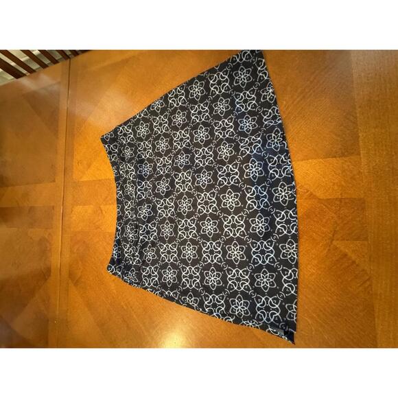Ekouaer Dresses & Skirts - Navy and White Floral Patterned Women's Skirt